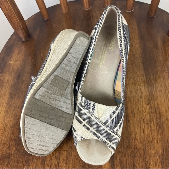 Toms Striped Espadrille Woven Heel Wedges Sz 7.5 - Picture 6 of 6